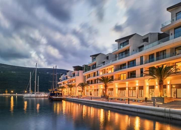 Blue Sea Apartment Herceg Novi Ngoại thất bức ảnh