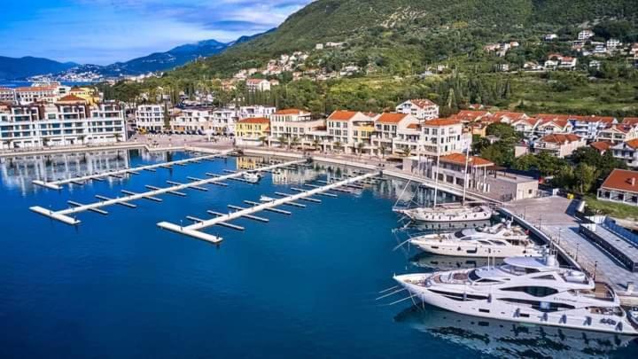 Blue Sea Apartment Herceg Novi Ngoại thất bức ảnh